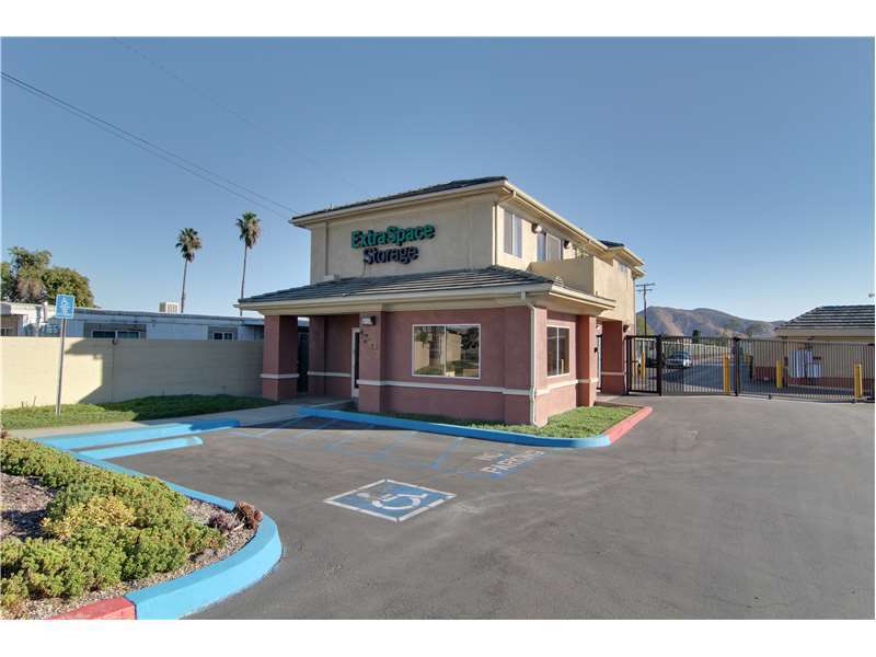 Extra Space Storage | 17197 Valley Blvd, Fontana, CA 92335, USA | Phone: (909) 350-3400