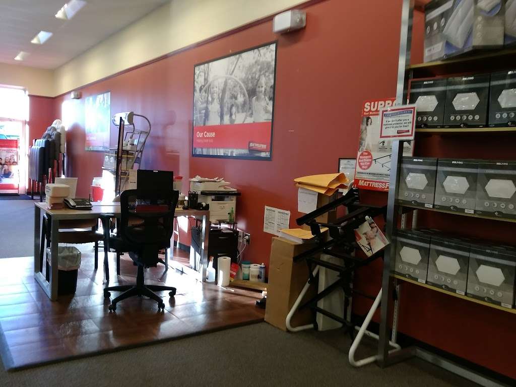 Mattress Firm Franklin Square | 3078 E Franklin Blvd Ste 2, Gastonia, NC 28056, USA | Phone: (704) 867-5970