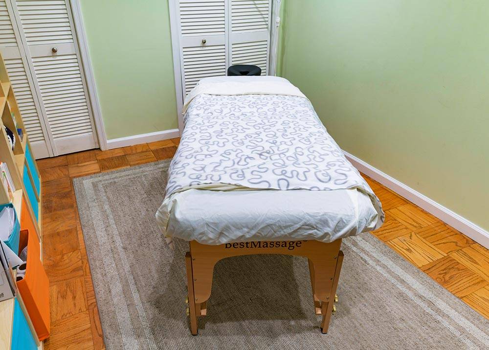 Roland Park Chiropractic | 6301 N Charles St, Baltimore, MD 21212 | Phone: (443) 841-7817