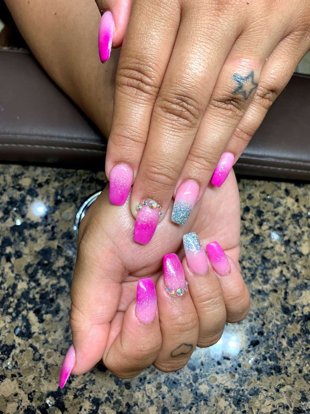 Nice Nails II Franklin Park | 10219 W Grand Ave., Franklin Park, IL 60131, USA | Phone: (847) 455-0291