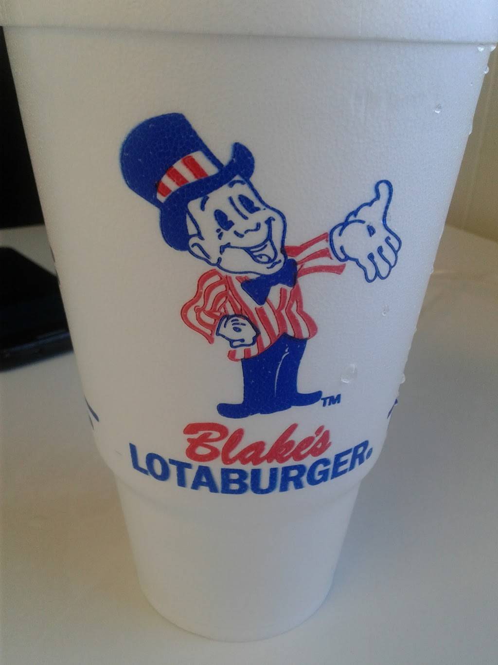 Blakes Lotaburger | 2301 Carlisle Blvd NE, Albuquerque, NM 87110, USA | Phone: (505) 880-9628