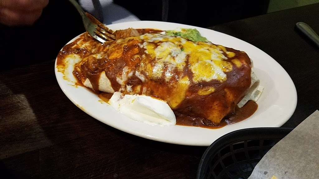 Los Amigos | 15065 Vista Rd, Helendale, CA 92342, USA | Phone: (760) 951-1537