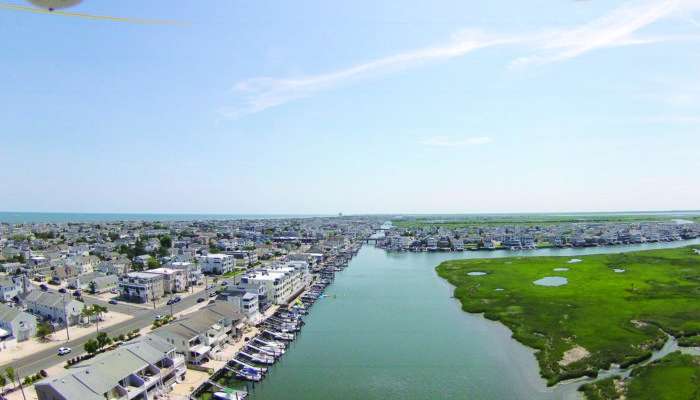 Ferguson & Dechert: Rennie Holly C | 2789 Dune Dr, Avalon, NJ 08202, USA | Phone: (609) 967-0289