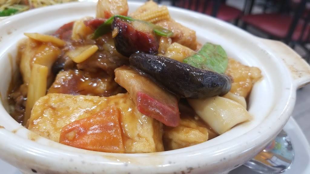 Golden Chinese BBQ | 1818 E Pioneer Pkwy #170, Arlington, TX 76010, USA | Phone: (817) 795-3772