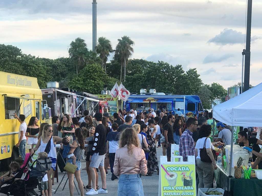 Food Trucks Fridays at Tamiami Park | 11201 SW 24th St, Miami, FL 33175, USA | Phone: (786) 287-6688