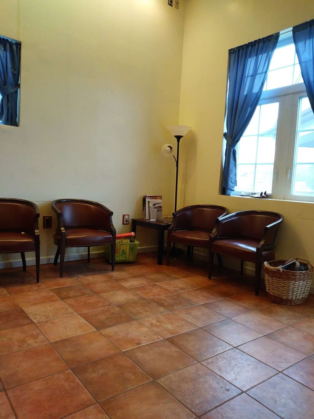 Fast Lane Oil Change and Car Wash 1559 NY22, Brewster, NY 10509, USA