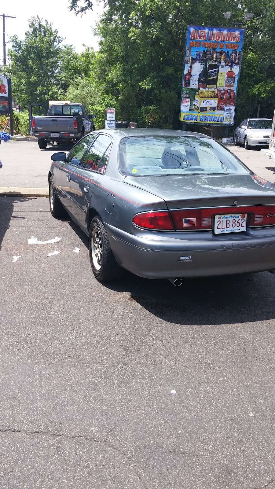 ScrubaDub Car Wash | 565 American Legion Hwy, Roslindale, MA 02131 | Phone: (617) 522-9596