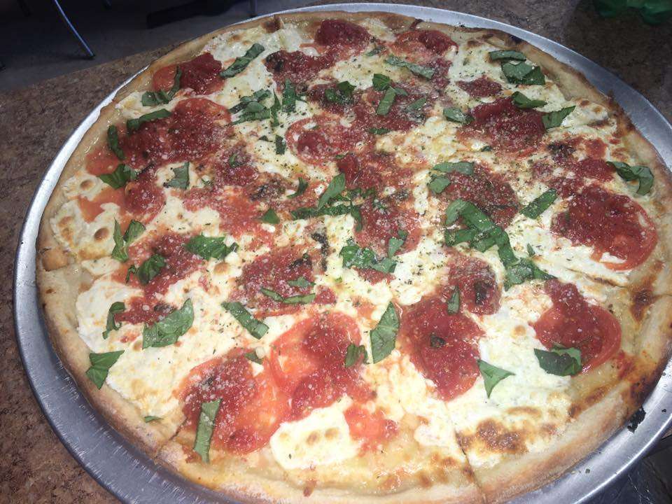 Cousins Pizza & Deli | 5303 Bushkill Falls Rd, Bushkill, PA 18324, USA | Phone: (570) 431-4911