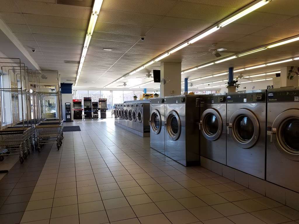 Su Lavanderia - Laundromat | 7516 W 63rd St, Summit, IL 60501, USA | Phone: (708) 496-9364