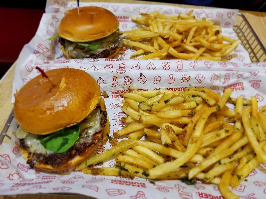 Smashburger | 847 Pelham Pkwy, Pelham, NY 10803, USA | Phone: (347) 913-4169