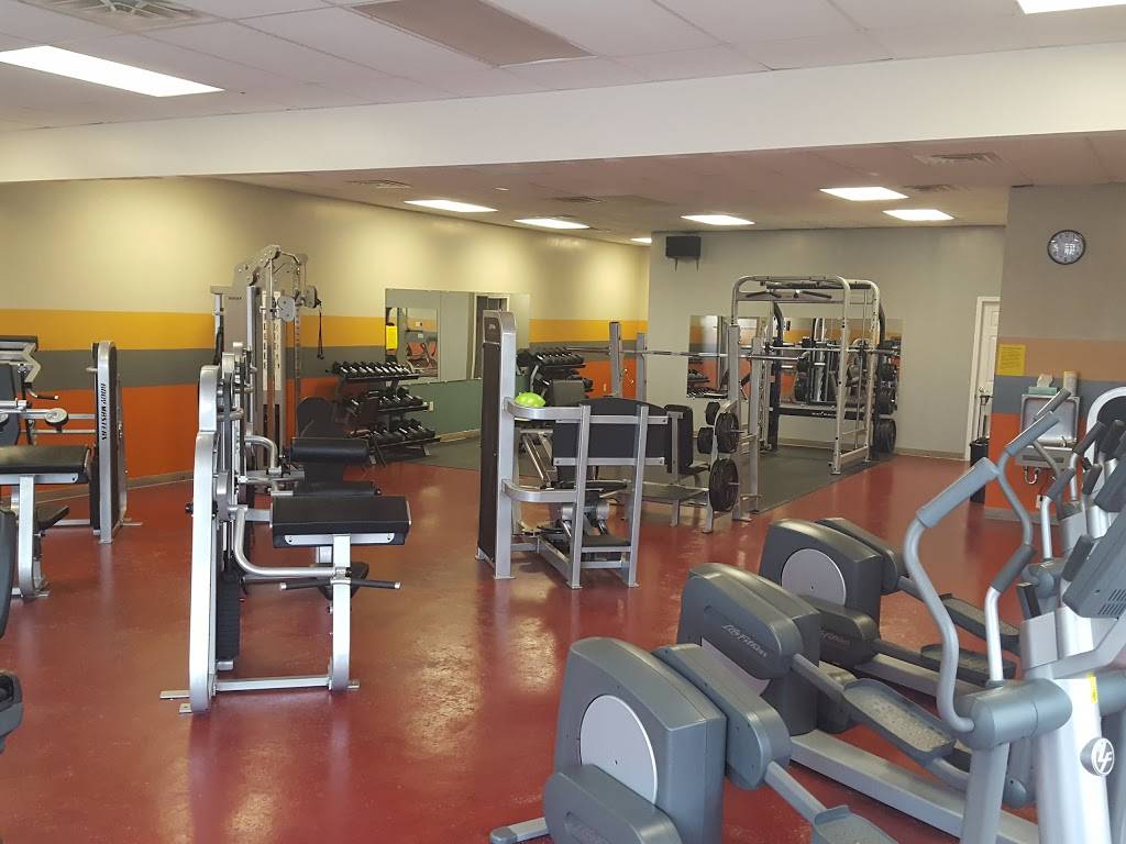 Complete Fitness Gym | 2740 NW 49th St, Lincoln, NE 68524, USA | Phone: (402) 430-6713