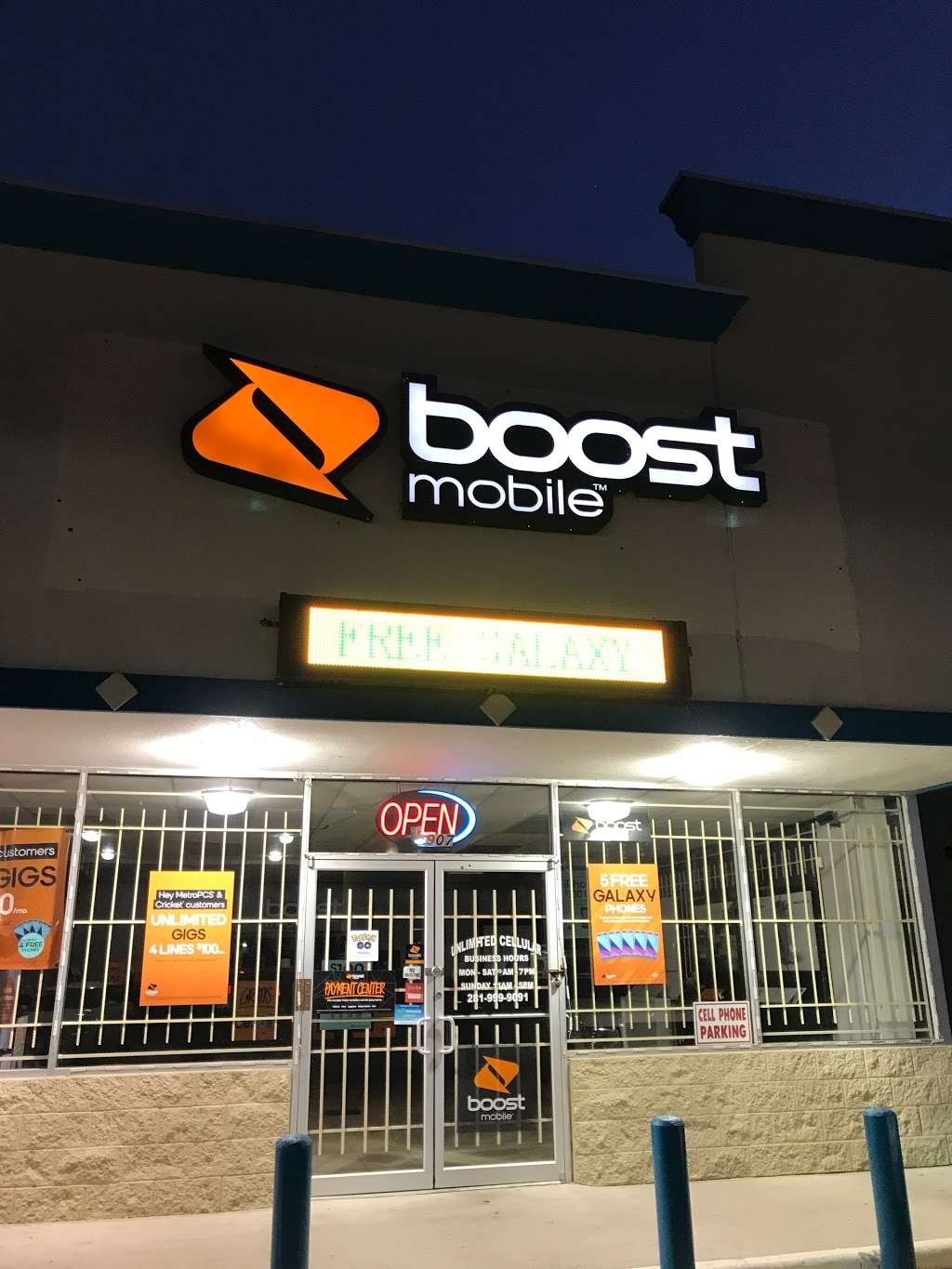 Boost Mobile | 907 West Road, Houston, TX 77038, USA | Phone: (281) 999-9091