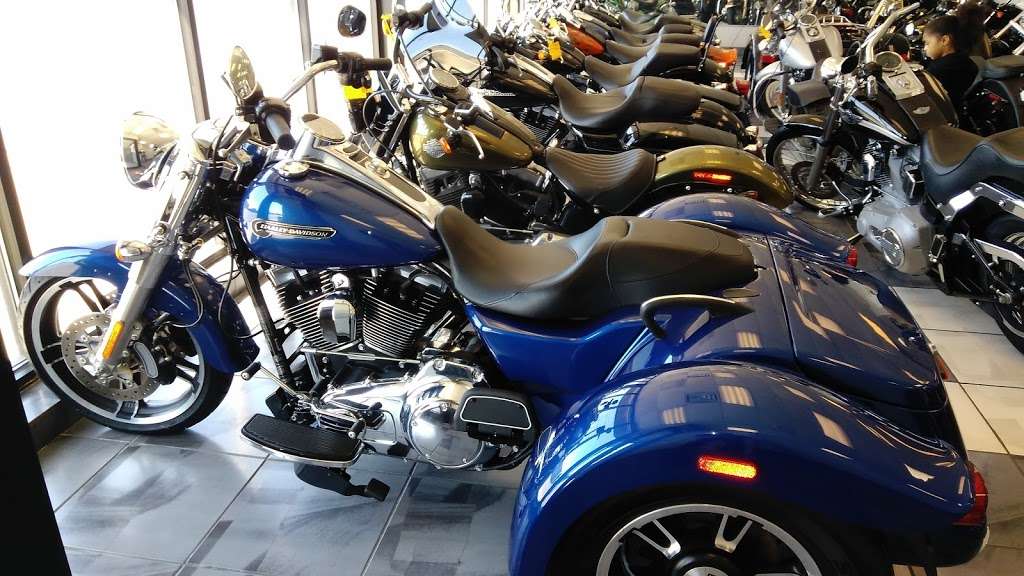 Chicago Cycles Motorsports | 1511 Mannheim Rd, Stone Park, IL 60165, USA | Phone: (708) 397-5151