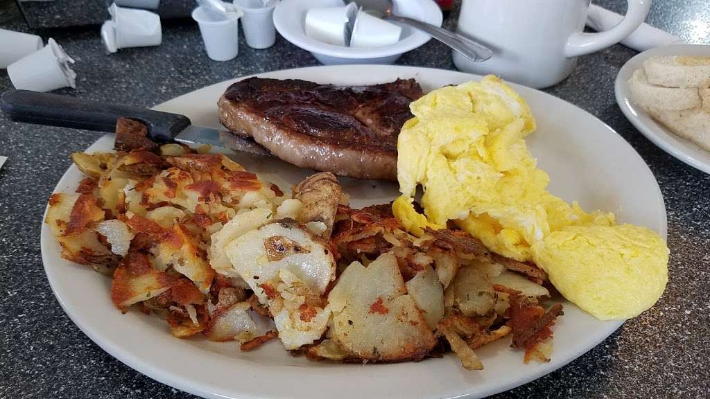 Chubbys Diner | 266 Mt Hermon Rd # T, Scotts Valley, CA 95066, USA | Phone: (831) 438-5546