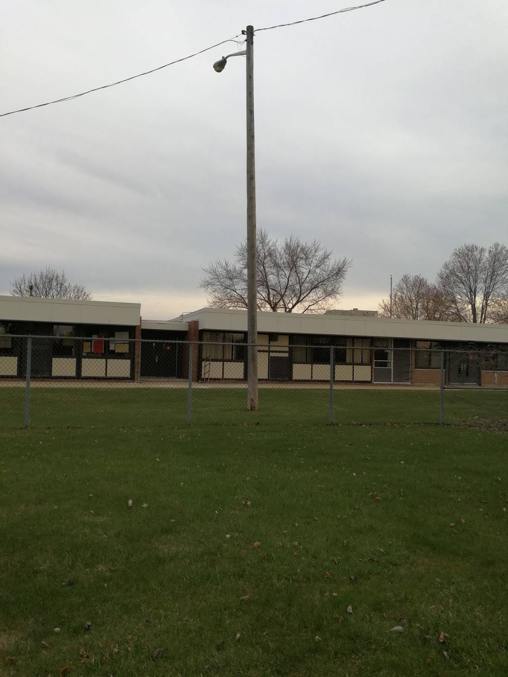 Roose Elementary School | 25310 Masch Ave, Warren, MI 48091, USA | Phone: (586) 510-2700