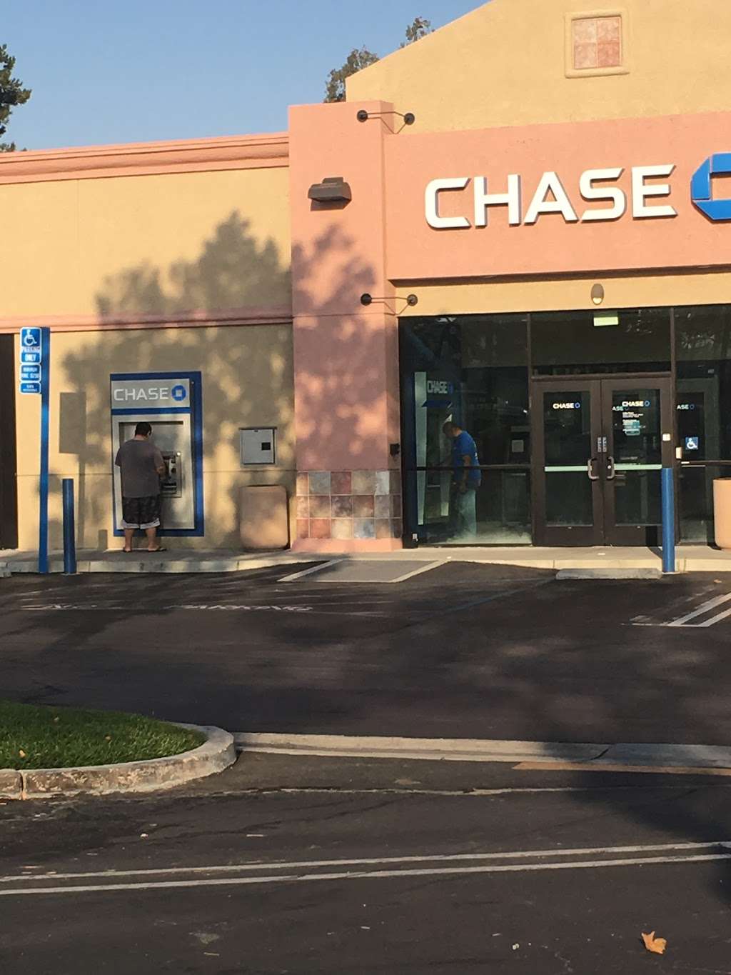 Chase Bank | 2005 E Washington St, Colton, CA 92324, USA | Phone: (909) 433-0553