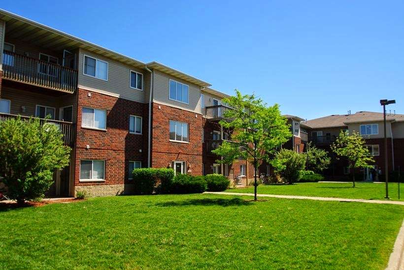 Northgate Apartments | 2330 Samson Way, Waukegan, IL 60087 | Phone: (847) 623-0800