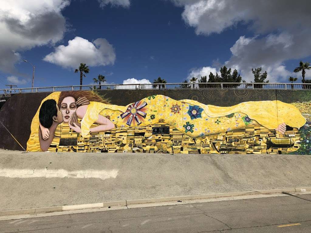 Graffiti Bike Trail | Unnamed Road, Long Beach, CA 90802, USA