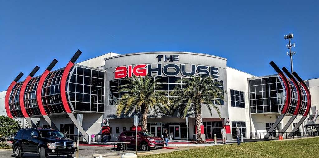 The Big House | 1544 Lane Park Cutoff, Tavares, FL 32778 | Phone: (352) 562-7878