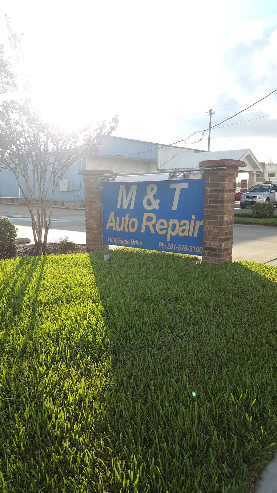 M & T Auto Repair | 11010 Eagle Dr, Mont Belvieu, TX 77523, USA | Phone: (281) 576-5100