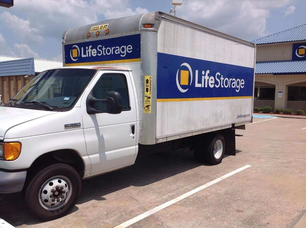 Life Storage | 7400 Barker Cypress Rd, Cypress, TX 77433, USA | Phone: (281) 856-7500