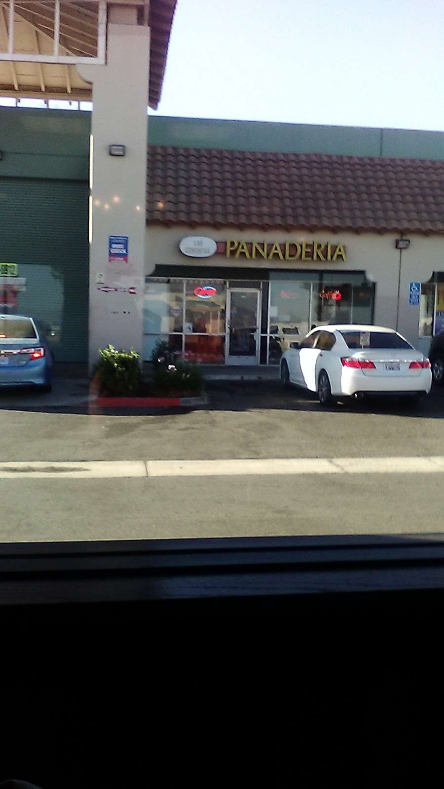 Panaderia Las Conchitas | 145 Ramona Expy # 3, Perris, CA 92571, USA | Phone: (951) 657-8777