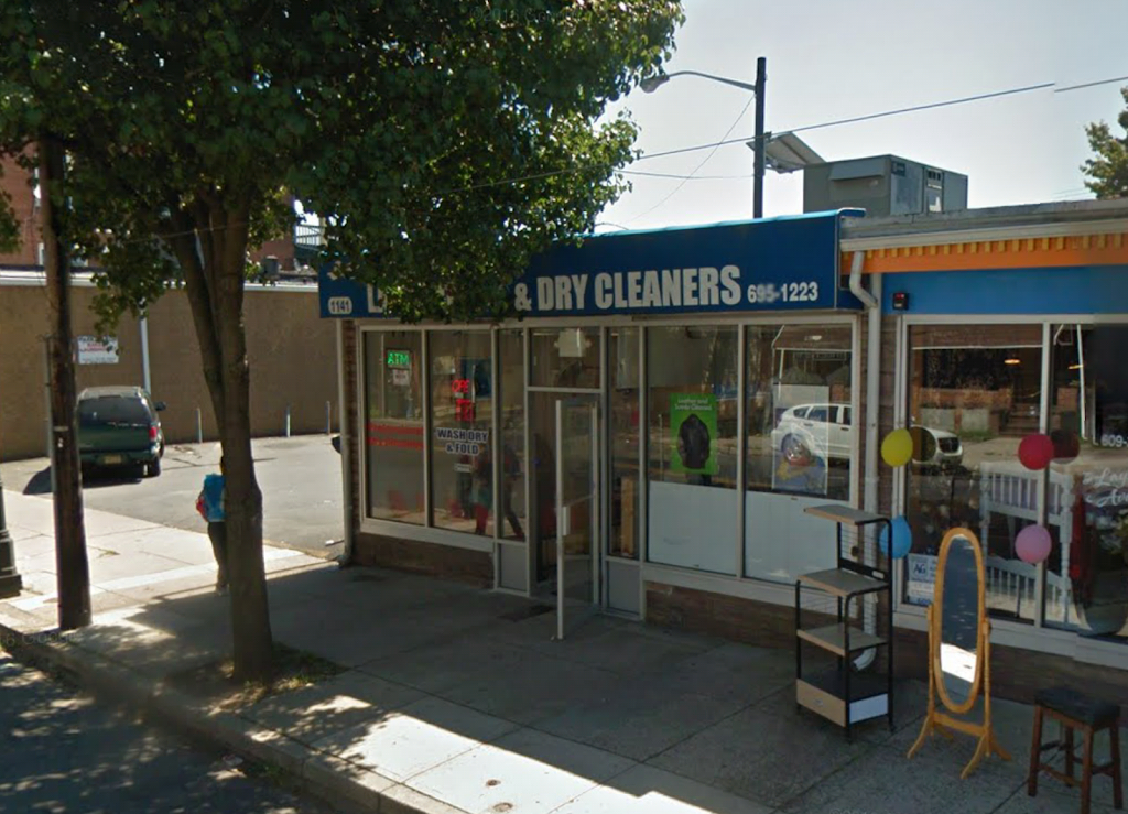 White & Blue Laundromat | 1910, 1141 Hamilton Ave, Trenton, NJ 08629, USA | Phone: (609) 695-1223