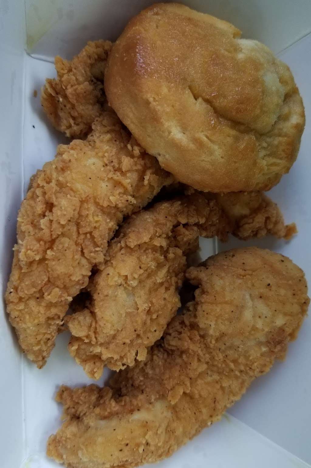 Quick Mart and Krispy Krunchy chicken | 206 Ballardvale St Ste. 6, Wilmington, MA 01887, USA | Phone: (978) 267-4155