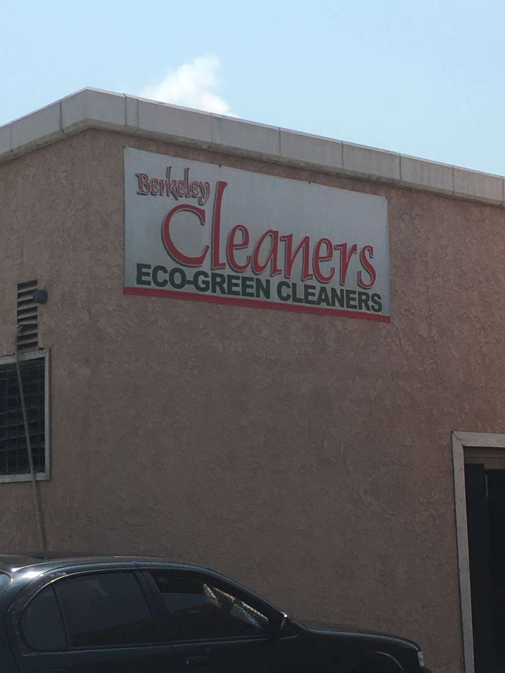 Berkeley Cleaners | 1182 N Berkeley Ave, Fullerton, CA 92832 | Phone: (714) 870-9142