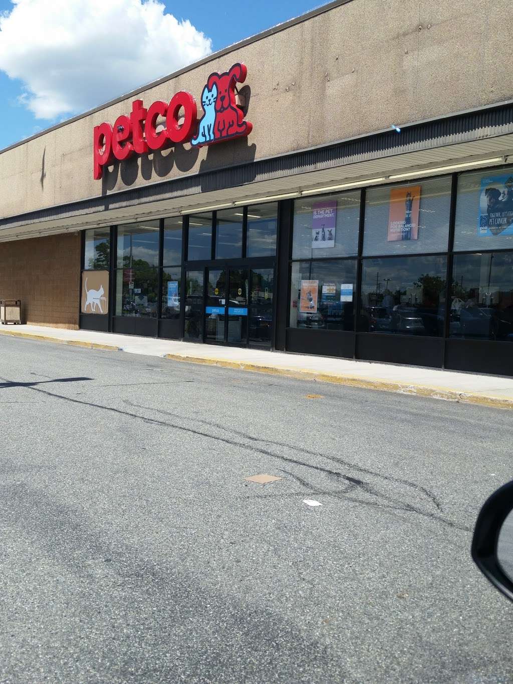 Petco Animal Supplies | 5500 Sunrise Hwy, Massapequa, NY 11758 | Phone: (516) 797-5727