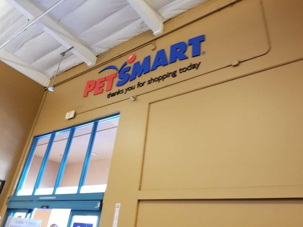 PetSmart 3396 Murphy Canyon Rd San Diego CA 92123 USA