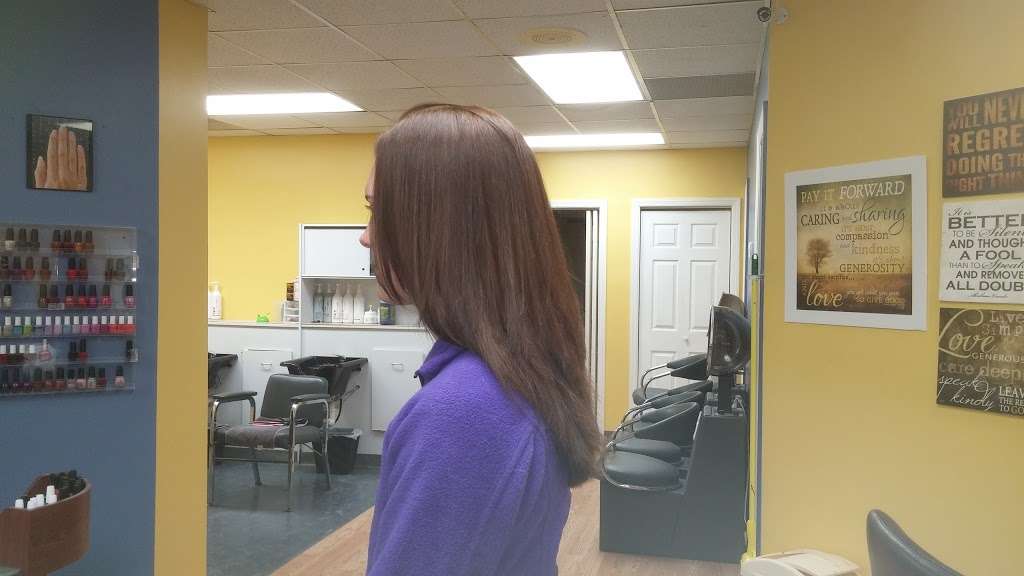 Hairs to You | 540 County Road 519, Belvidere, NJ 07823 | Phone: (908) 475-5911