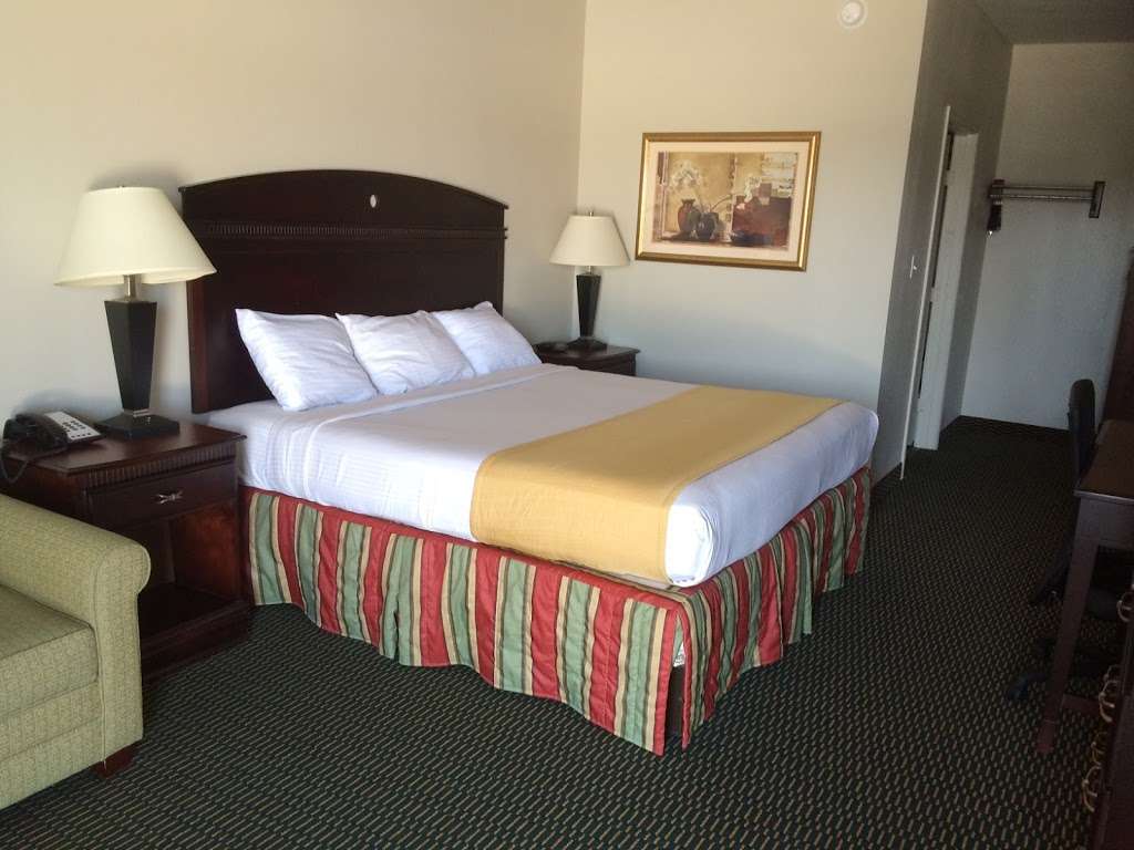 EXPRESS INN | 2393 FM102, Wharton, TX 77488, USA | Phone: (979) 488-9440