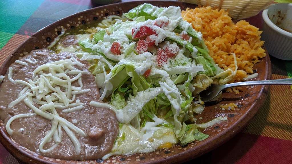 Las Palmas Del Sur | 10 W Main St, Norristown, PA 19401, USA | Phone: (484) 322-2503