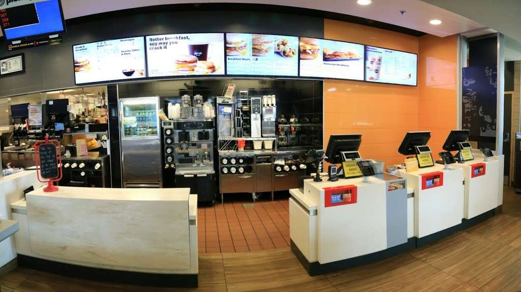 McDonalds | 720 N Claude A Lord Blvd, Pottsville, PA 17901, USA | Phone: (570) 429-2070