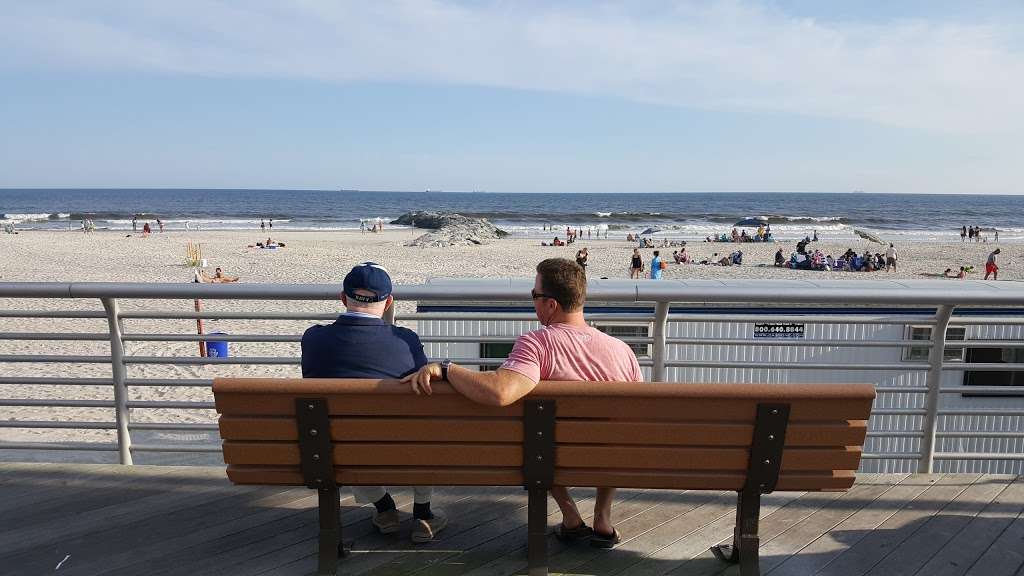 Beach Local Cafe | Boardwalk,, 1 Grand Blvd, Long Beach, NY 11561