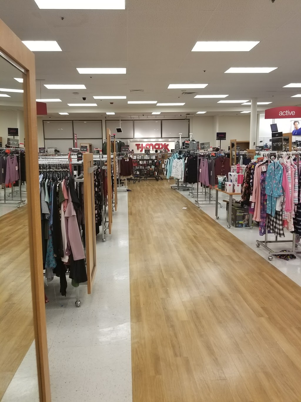 T.J. Maxx | 1334 Park St, Stoughton, MA 02072, USA | Phone: (781) 341-6035