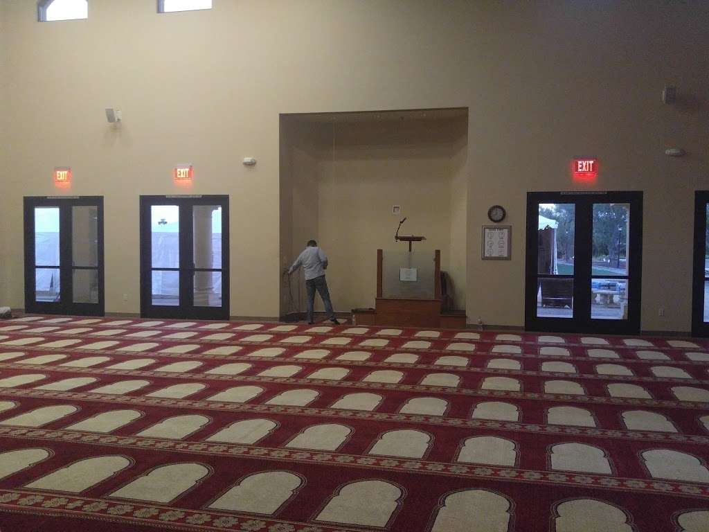 Muslim Community Center Of Greater San Diego | 14698 Via Fiesta, San Diego, CA 92127, USA | Phone: (858) 756-5100