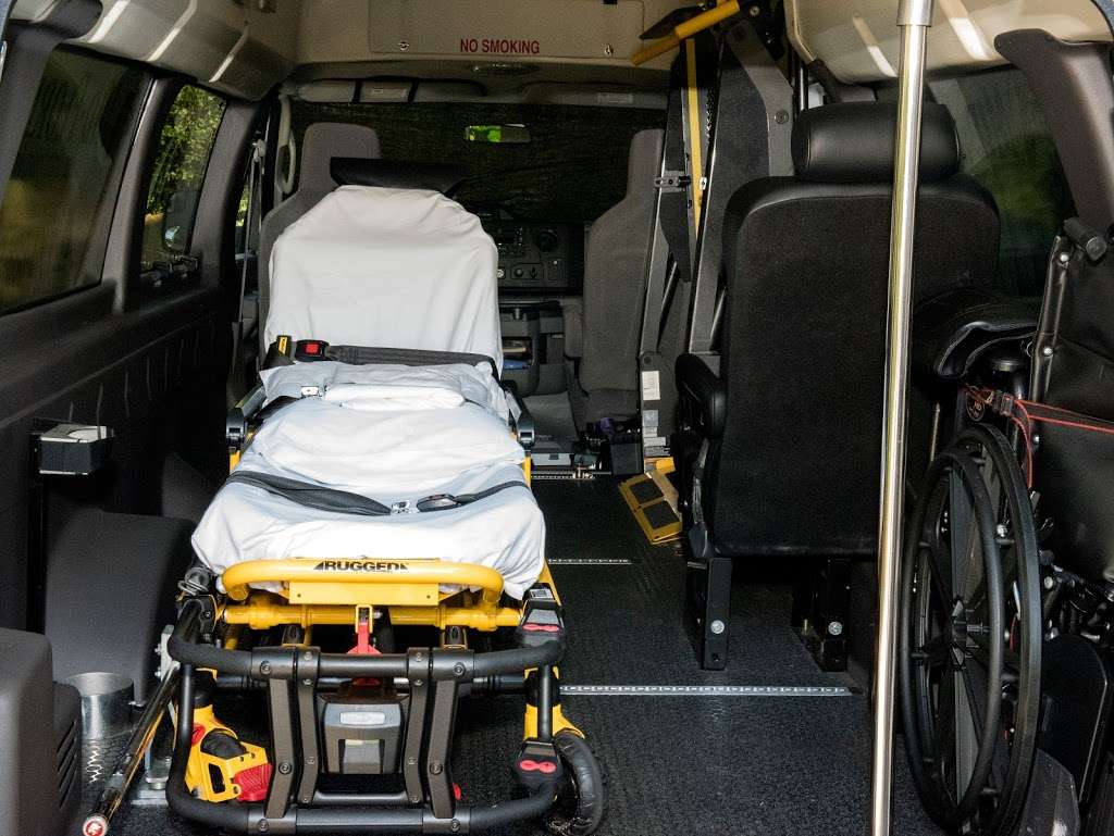 Mid-Florida Patient Transport, Inc. | 101 Forest Park Ct, Altamonte Springs, FL 32714 | Phone: (407) 862-4227