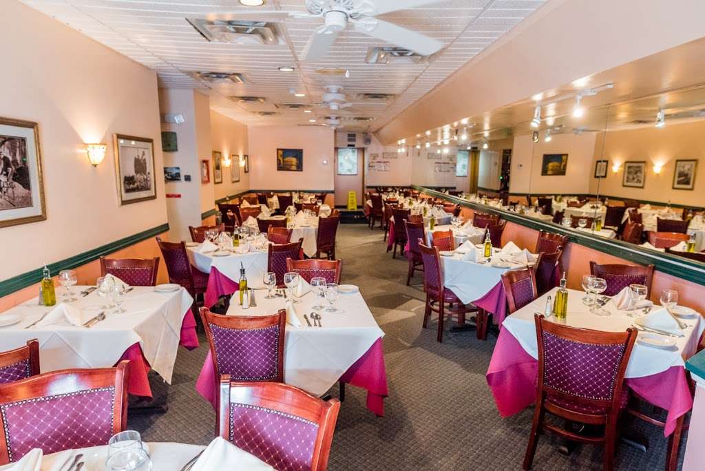 Justins Ristorante II | 269 Hackensack St, Wood-Ridge, NJ 07075, USA | Phone: (201) 933-4276