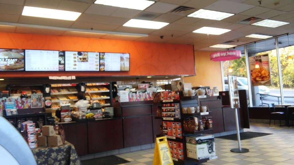 Dunkin | 132 Tuckahoe Rd, Yonkers, NY 10710, USA | Phone: (914) 376-0619