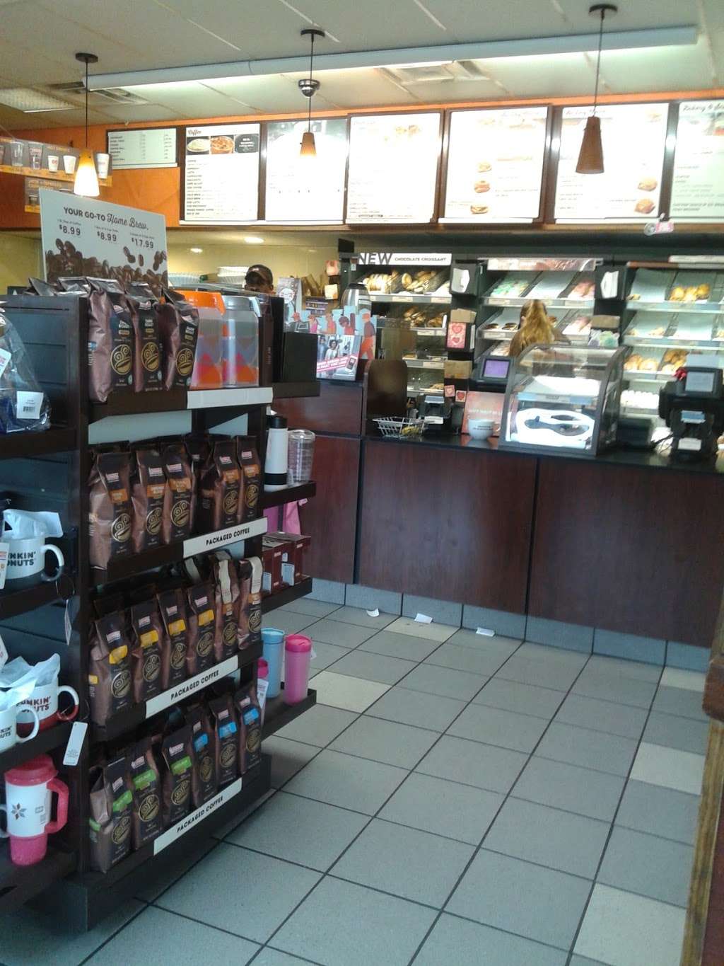 Dunkin Donuts | 329 Merrick Ave, East Meadow, NY 11554, USA | Phone: (516) 542-6155