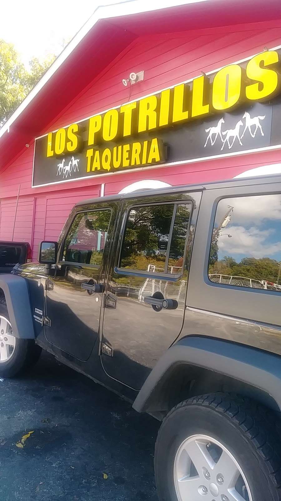 Los Potrillos Taqueria | 2348 S Beltline Rd, Dallas, TX 75253, USA | Phone: (972) 286-1600