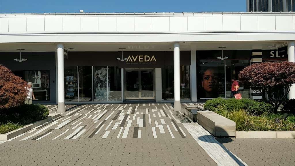 Aveda Store | 98 Oakbrook Center, Oak Brook, IL 60523, USA | Phone: (630) 571-5370