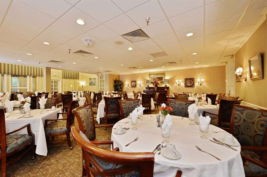 Meadowood | 2455 N Tamarack Trail, Bloomington, IN 47408, USA | Phone: (812) 336-7060