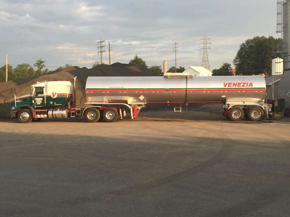 Venezia Bulk Transport Inc | 86 Airport Rd, Pottstown, PA 19464, USA | Phone: (610) 495-5200