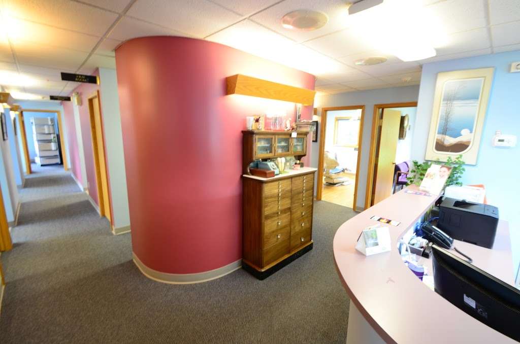 Lucas Stephen L DDS | 423 Sand Creek Dr N, Chesterton, IN 46304, USA | Phone: (219) 926-8618