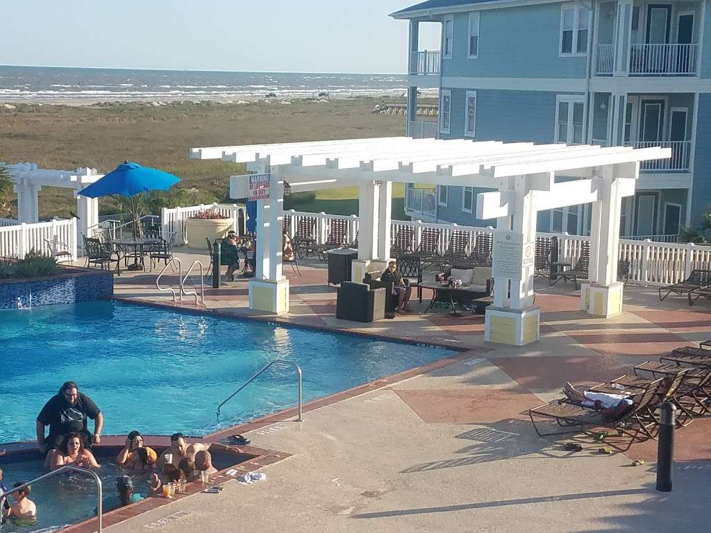 Pointe West Beach Club | 4161 Pointe W Dr, Galveston, TX 77554, USA | Phone: (409) 632-0616