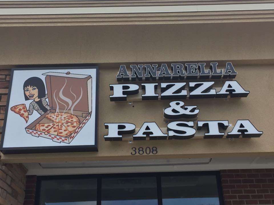 Annarella Pizza & Pasta | 3808 Yallick Plaza, Dallas, PA 18612 | Phone: (570) 310-1449