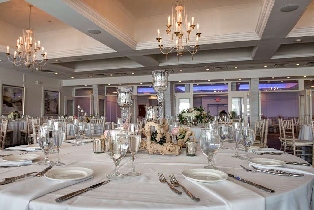 ICONA Avalon Resort - Jersey Shore Resort | 7849 Dune Dr, Avalon, NJ 08202, USA | Phone: (609) 368-5155